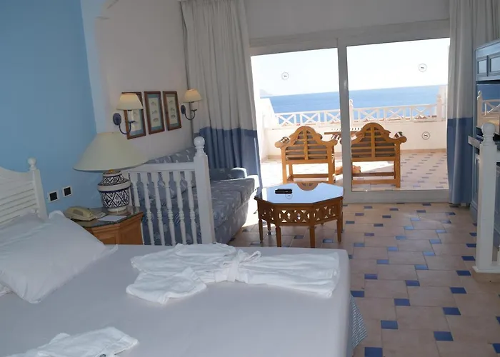 Sheraton Hotel, Resort, Villas&spa 4*
